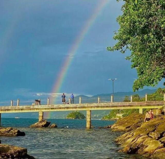 イリャベラ Yellow House Beira Mar Portinhoヴィラ エクステリア 写真