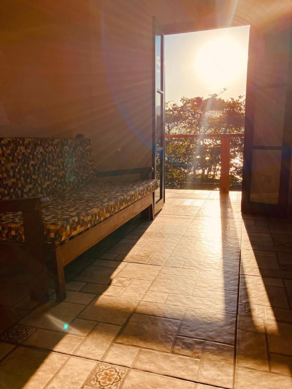 イリャベラ Yellow House Beira Mar Portinhoヴィラ エクステリア 写真