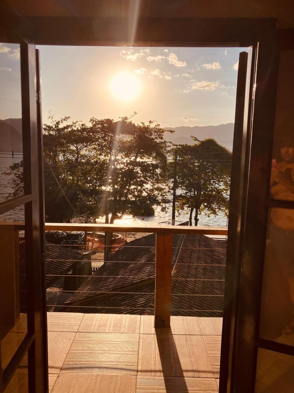 イリャベラ Yellow House Beira Mar Portinhoヴィラ エクステリア 写真